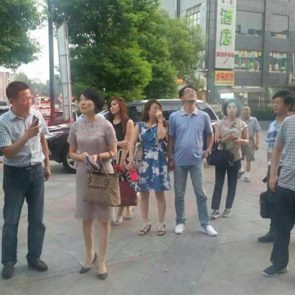 添加图片