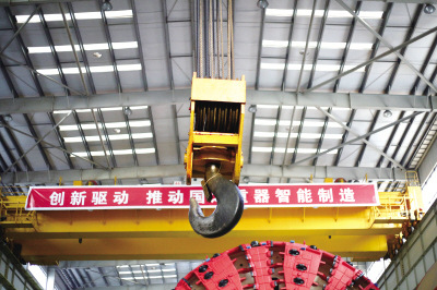 国之重器铁建重工自主研发“国产首台”机器不断下线