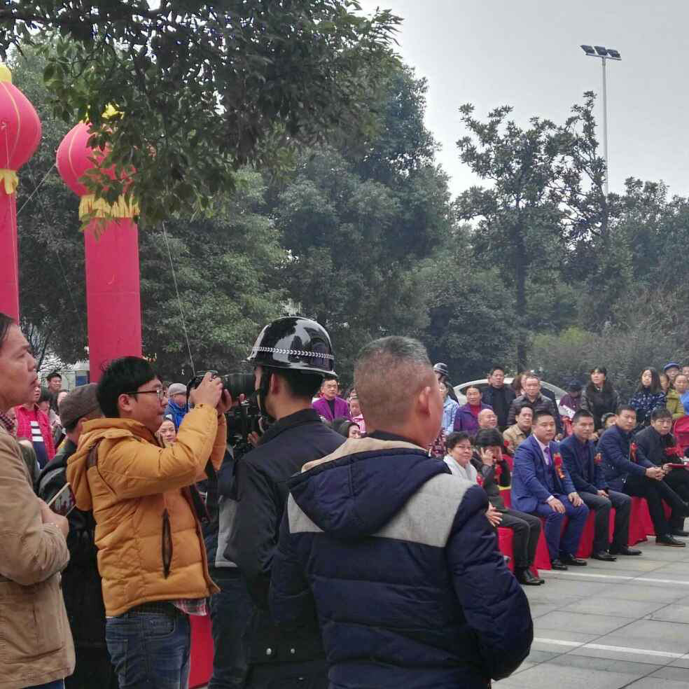 添加图片