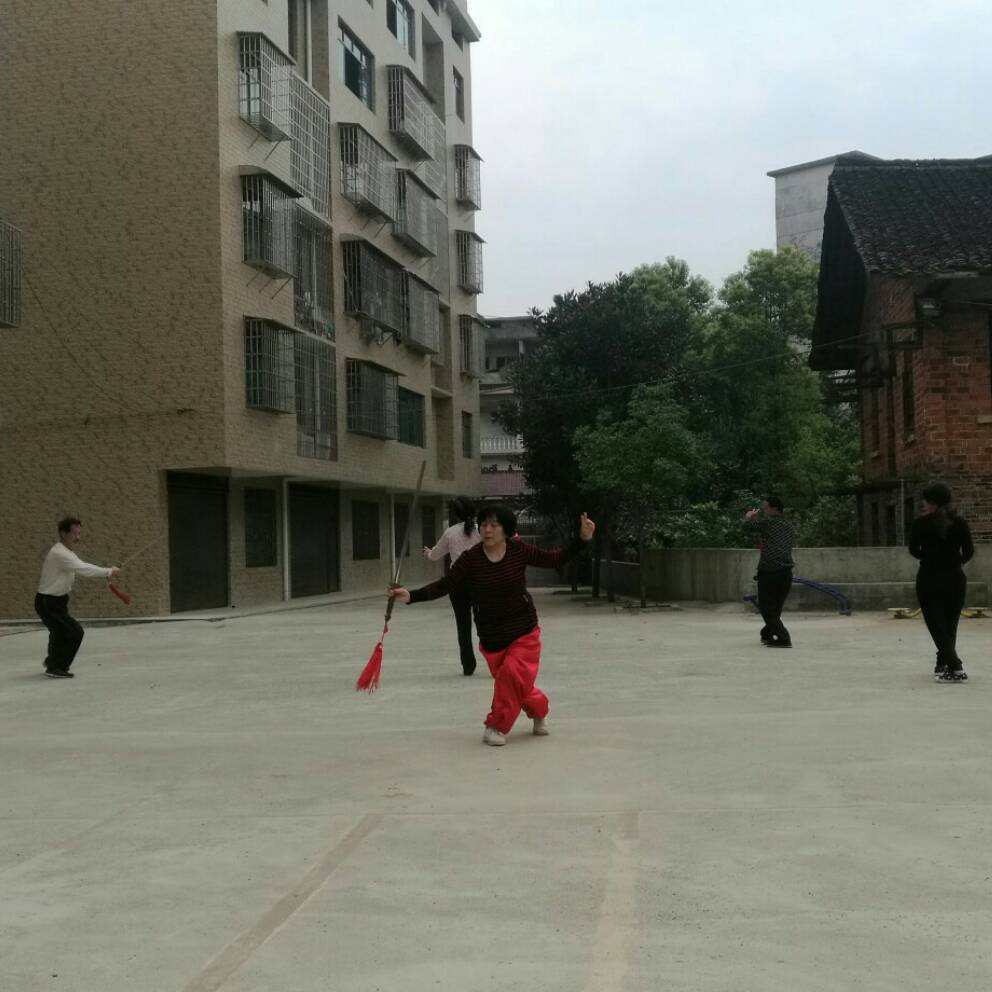 添加图片
