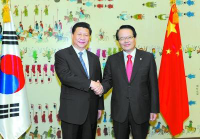 杨洁篪同韩国国家安保室长郑义溶举行会谈