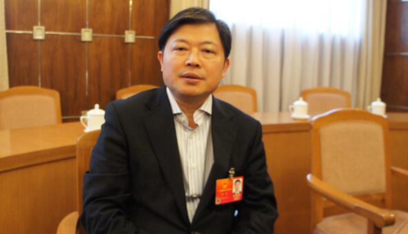 李明