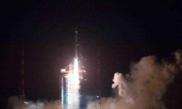高分五号卫星发射成功